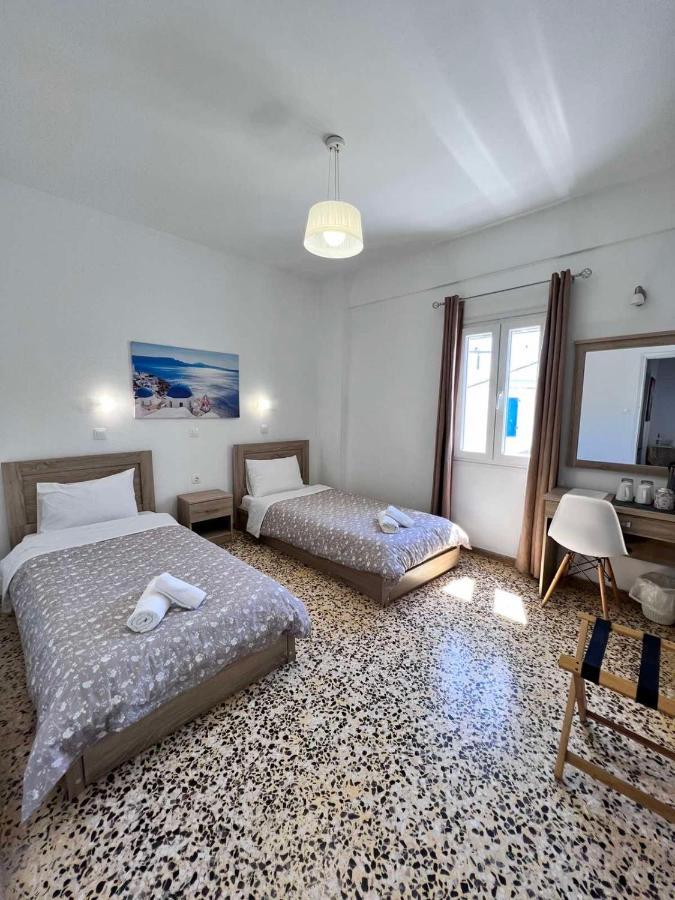 Firaxenia Rooms Fira (Santorini) Exterior foto