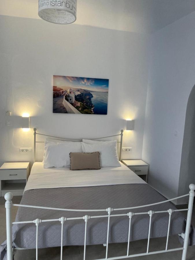 Firaxenia Rooms Fira (Santorini) Exterior foto